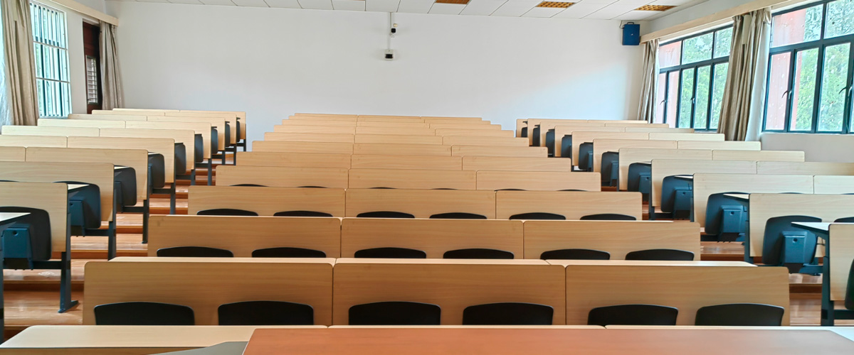 嶺南師范學(xué)院（湖光校區）