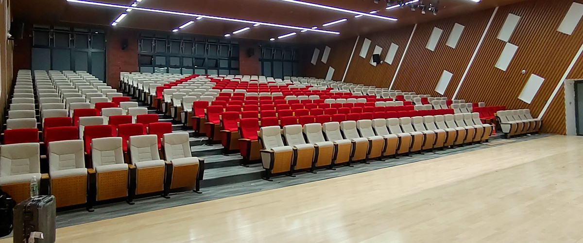 北京師范大學(xué)附屬實(shí)驗中學(xué)